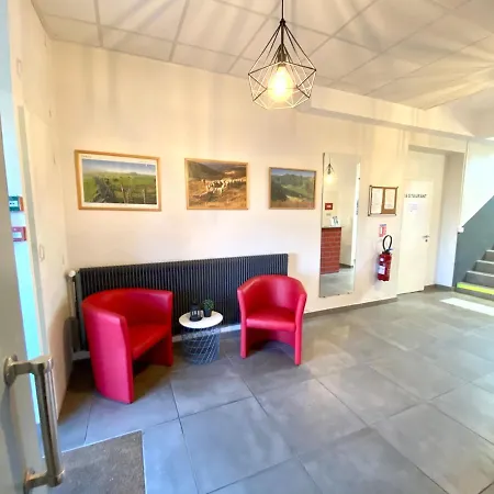 Hotel Le Concorde Clermont-ferrand Le Brezet Aeroport 2*