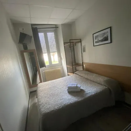 Le Concorde Clermont-ferrand Le Brezet Aeroport Hotel 2*