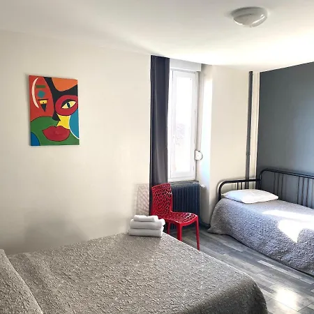 Hotel Le Concorde Clermont-ferrand Le Brezet Aeroport 2*
